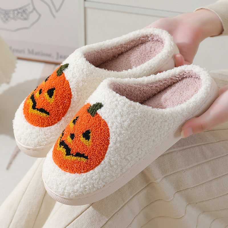 Accessorio autunnale festivo: ciabatte Halloween unisex con zucca, supporto arco per comfort in casa.