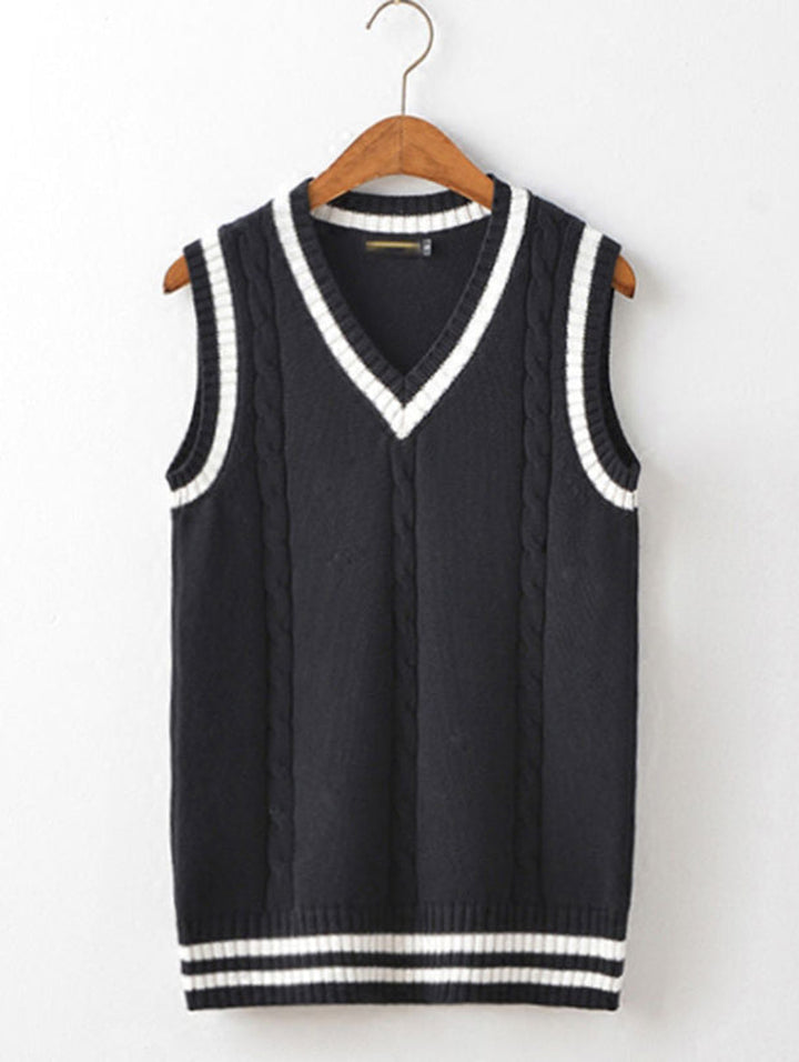 Gilet da uomo versatile con scollo a V, ideale per aggiungere strati eleganti all'abbigliamento maschile.