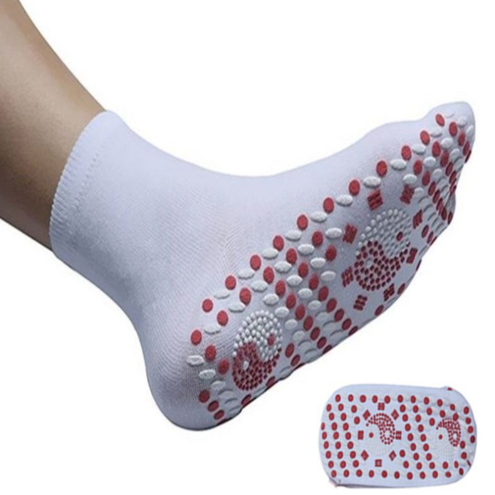 Calde calze invernali termiche e autoriscaldanti, con grip antiscivolo, perfette per casa e avventure.