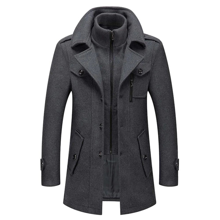 Moda uomo: cappotto monopetto invernale versatile, perfetto per ufficio o serate eleganti.