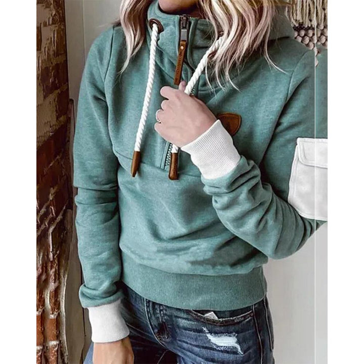 Hoodie donna con cappuccio, comfort avvolgente ideale per outfit casual rilassati. Felpa morbida e stilosa.