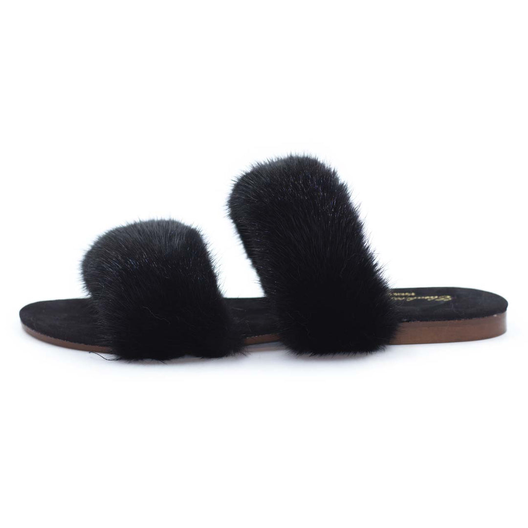 Ciabatte nere donna Ibiza, stile distintivo e comfort impareggiabile per la tua estate alla moda.