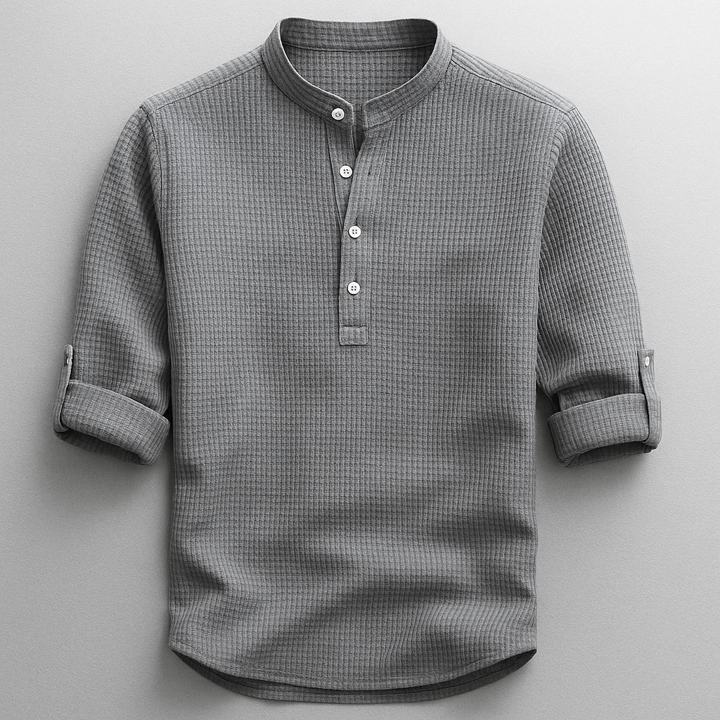 Camicia uomo slim fit a maniche lunghe, colletto classico. Ideale per l'ufficio e look eleganti professionali.