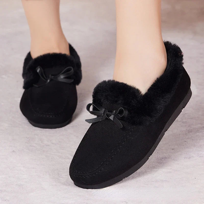 Scarpe donna invernali con fodera calda e suola antiscivolo, comfort e sicurezza per l'inverno.