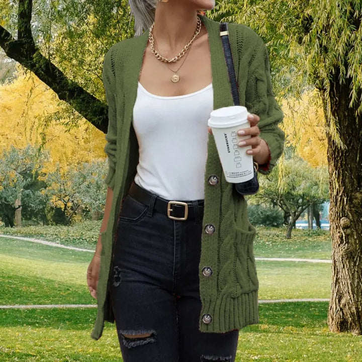 Maglia donna confortevole con tasche. Perfetta per look casual o a strati, moda autunno/inverno.