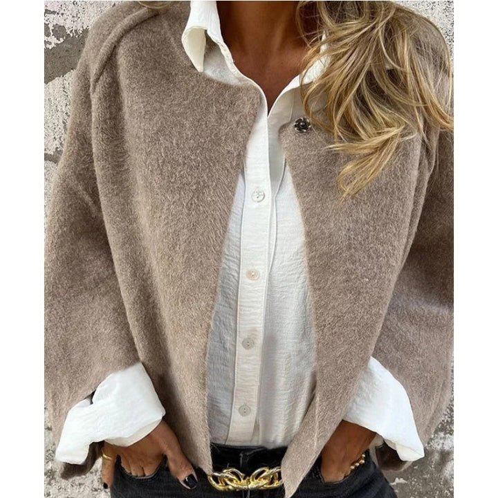 Capospalla donna elegante e caldo. Giacca versatile a maniche lunghe per look raffinati, autunno/inverno.
