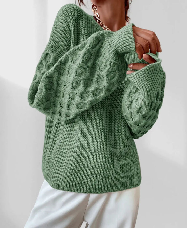 Modella con maglione donna invernale caldo a maniche a palloncino, perfetto per la moda donna.