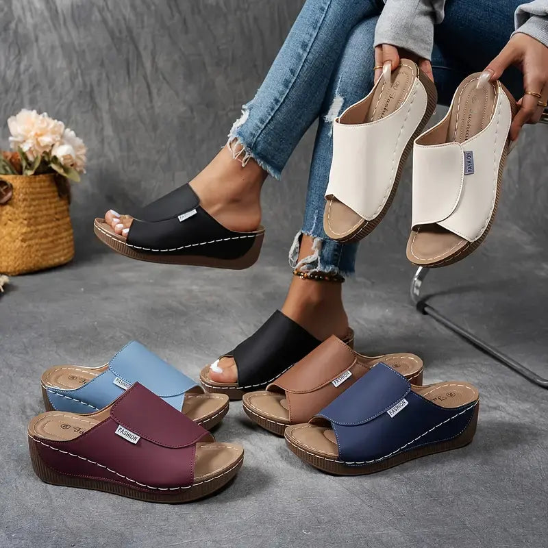 Sandali donna estivi comfort con supporto plantare ergonomico per camminata quotidiana.