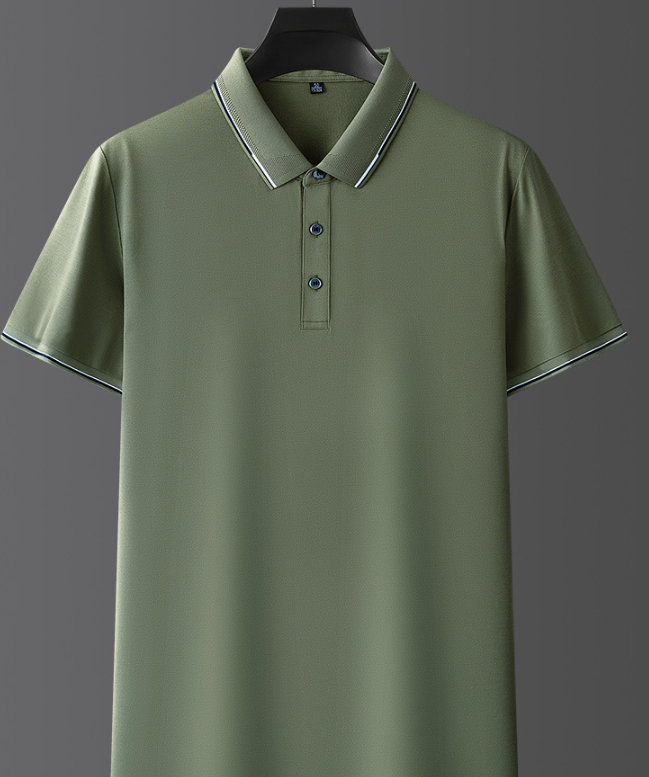 Polo estiva uomo gialla, manica corta, perfetta per giornate di sole. Abbigliamento casual comodo.