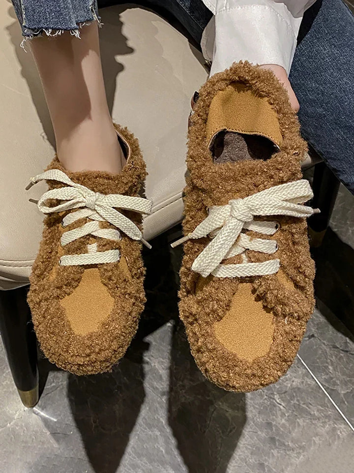 Calzature donna mocassini con suola flessibile, garantiscono massimo comfort per lunghe giornate.