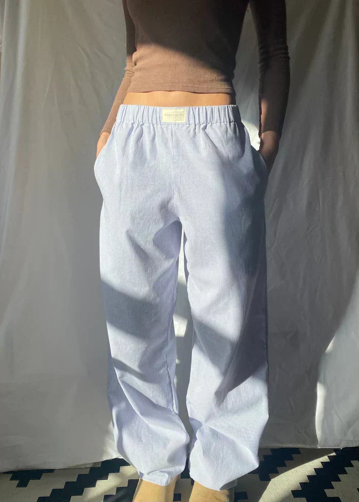 Pantaloni estivi donna a righe, leggeri e confortevoli, un must-have per il tuo guardaroba.