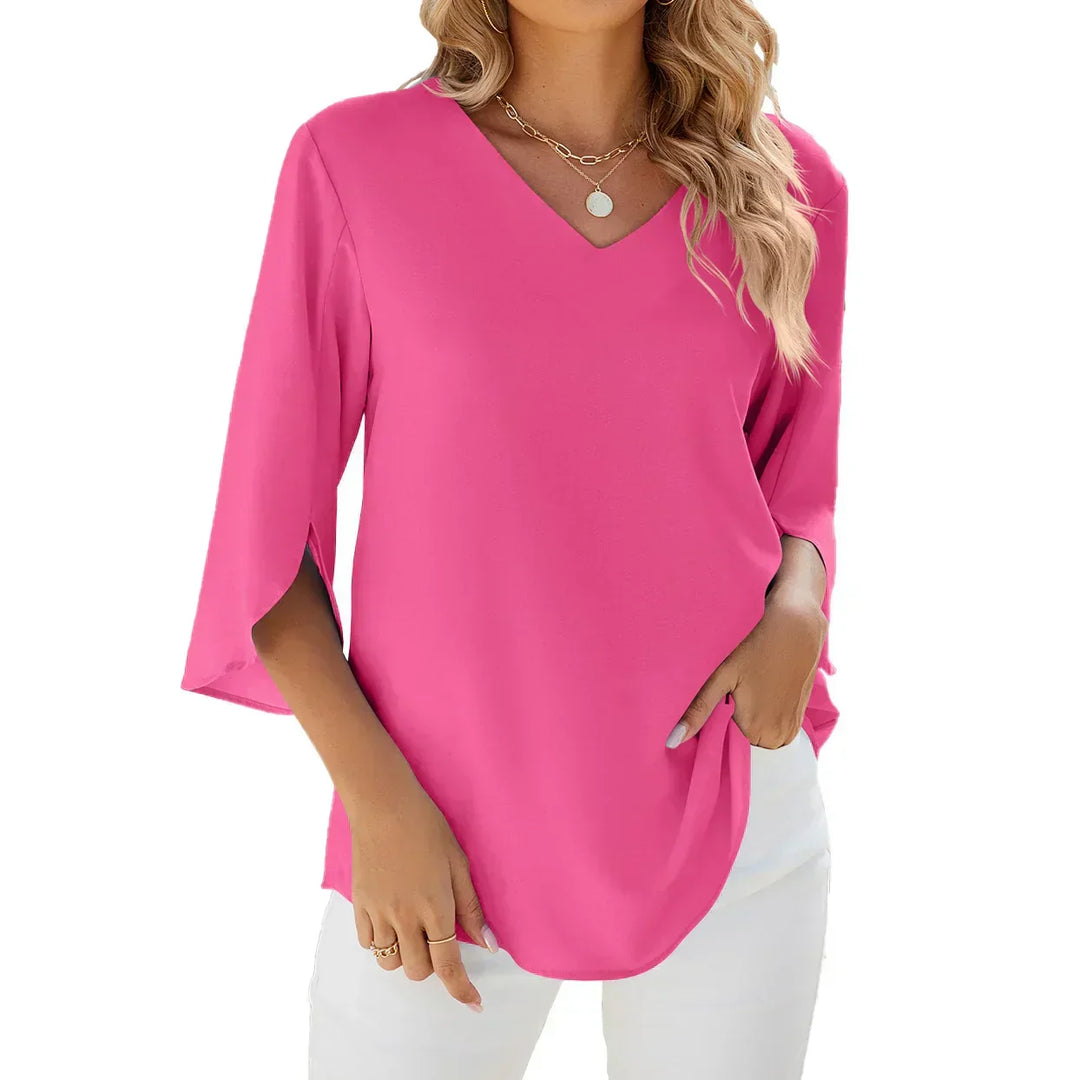 Camicetta donna a maniche a tre quarti con scollo a V, stile elegante-casual, perfetta per ogni giorno.