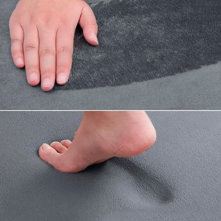 Tappetino bagno antiscivolo in memory foam, morbido, garantisce sicurezza e pavimento asciutto.