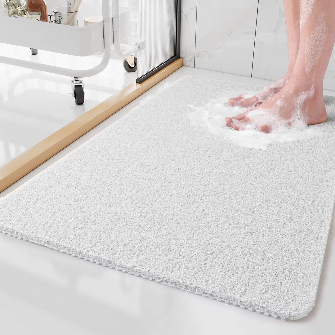 Tappetino bagno grigio antiscivolo e antibatterico, perfetto per sicurezza e igiene. Morbido, ritagliabile, lavabile.