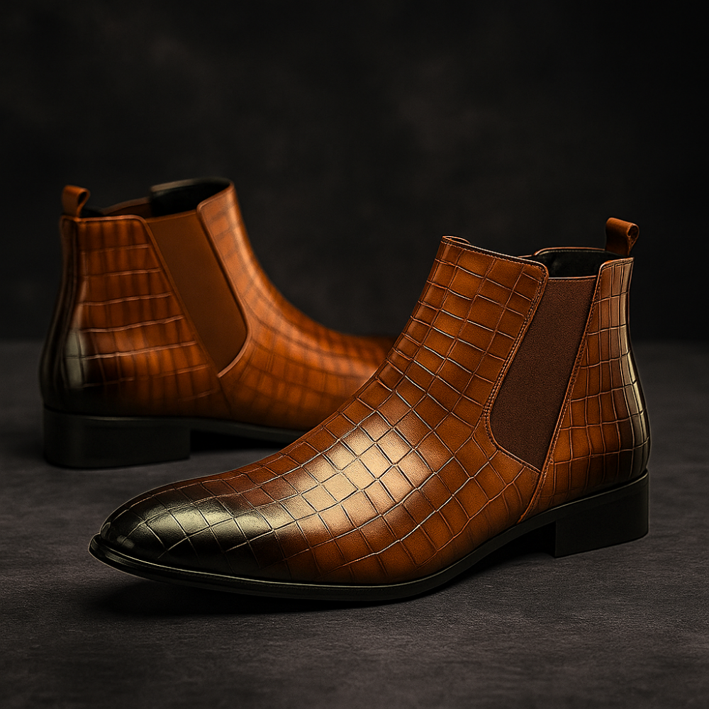 Stivaletti Chelsea uomo in pelle di serpente, ideali per outfit alla moda e occasioni speciali.