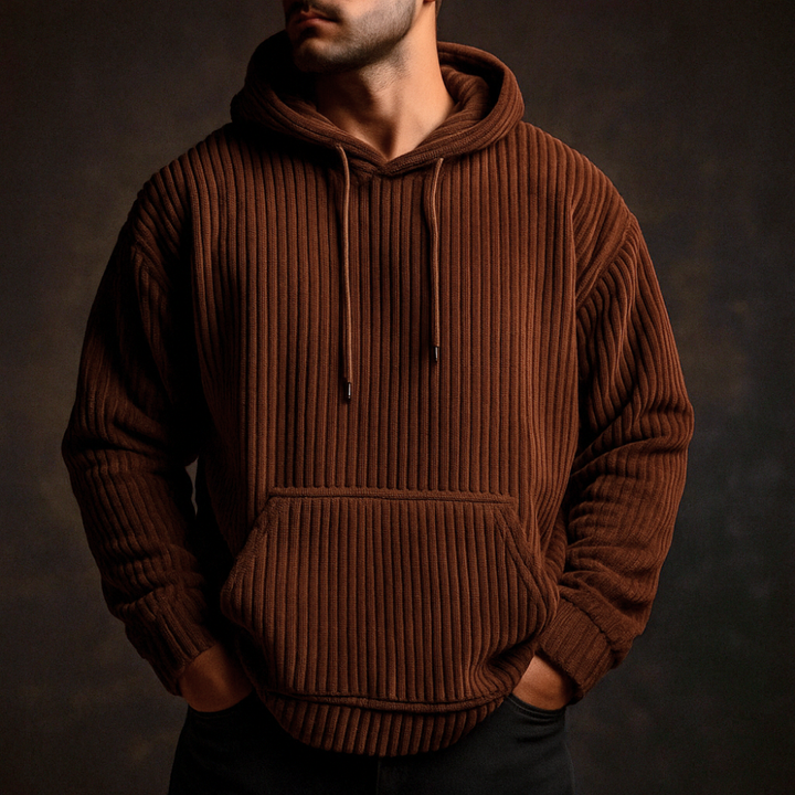 Capo di moda uomo: felpa con cappuccio testurizzata, vestibilità comoda, ideale per outfit versatili.