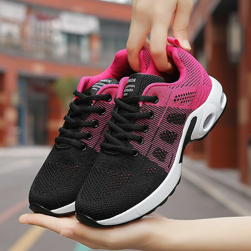 Calzature donna versatili, sneakers con suola ammortizzata. Ideali per comfort quotidiano e stile casual moda donna.