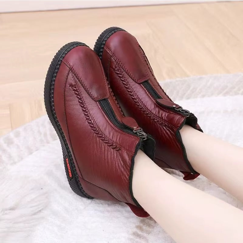 Stivali donna versatili bordeaux, per look casual o più ricercati.