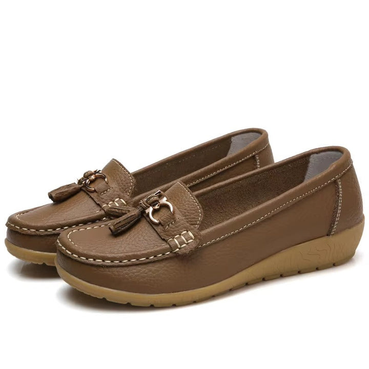 Scarpe mocassino da donna blu, confortevoli e alla moda, perfette per aggiungere colore al tuo outfit.