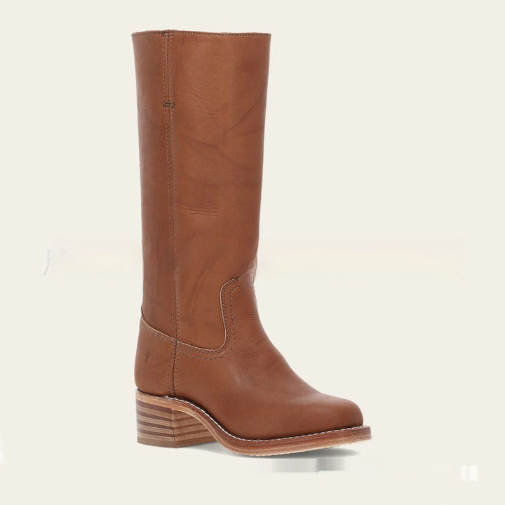Calzature donna stile western: stivali cowboy con punta squadrata e tacco medio di tendenza.