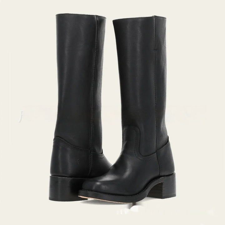 Stivali cowboy donna autunnali, design con punta squadrata e tacco medio per comfort e stile.
