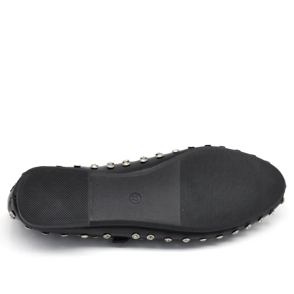 Ballerine donna con strass e cinturino regolabile, versatili scarpe basse per ogni occasione.
