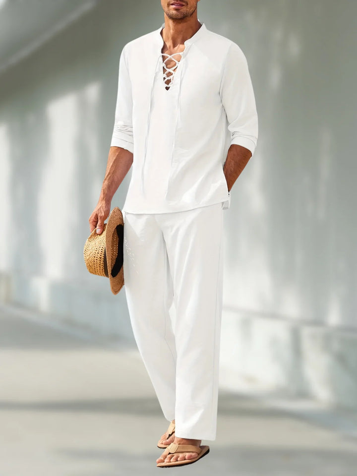Set uomo estivo due pezzi in lino, pantaloni larghi e scollo a V, ideale per abbigliamento casual e moda mare.