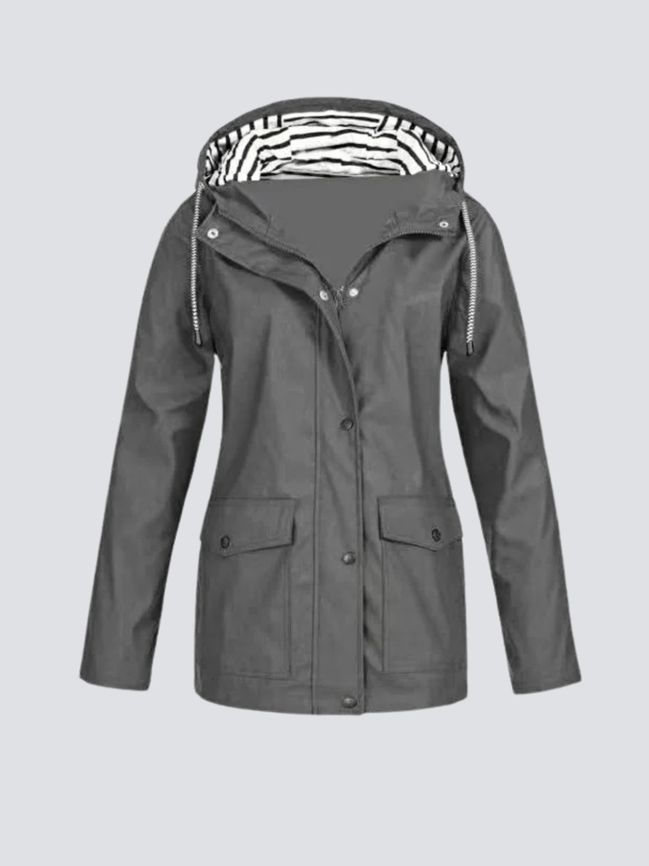 Giacca leggera con cappuccio e zip da donna, disponibile in vari colori, per uno stile fresco e pratico.