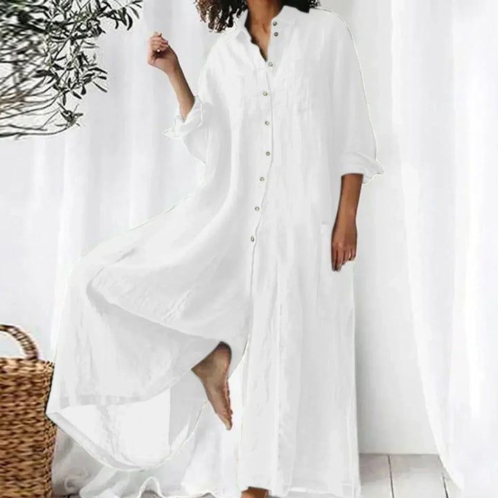 Tuta comoda da donna con bottoni e gamba larga, ideale per abbigliamento casual e disinvolto. Stile versatile.