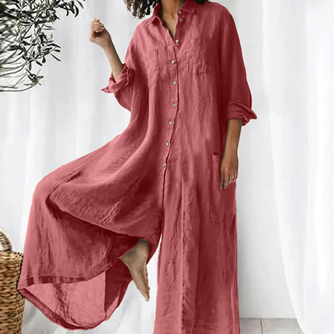 Tuta estiva da donna a gamba larga, con bottoni, super comoda e perfetta per un outfit casual versatile e chic.