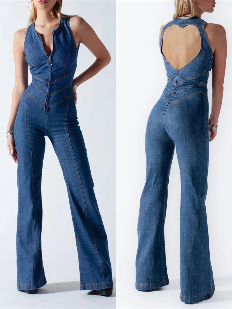 Abbigliamento femminile: tuta retrò con schiena aperta, design unico per un outfit elegante e di tendenza.