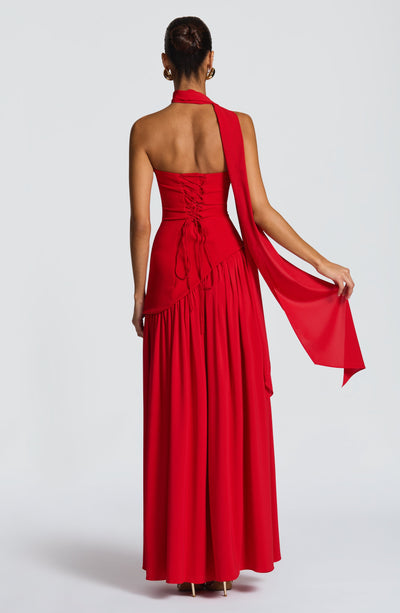 Abito lungo estivo donna, asimmetrico, con spacco laterale. Perfetto per un look casual elegante.