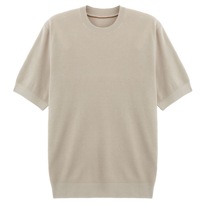 Abbigliamento uomo, maglietta a maniche corte, vestibilità moderna. Ideale per uno stile casual quotidiano.
