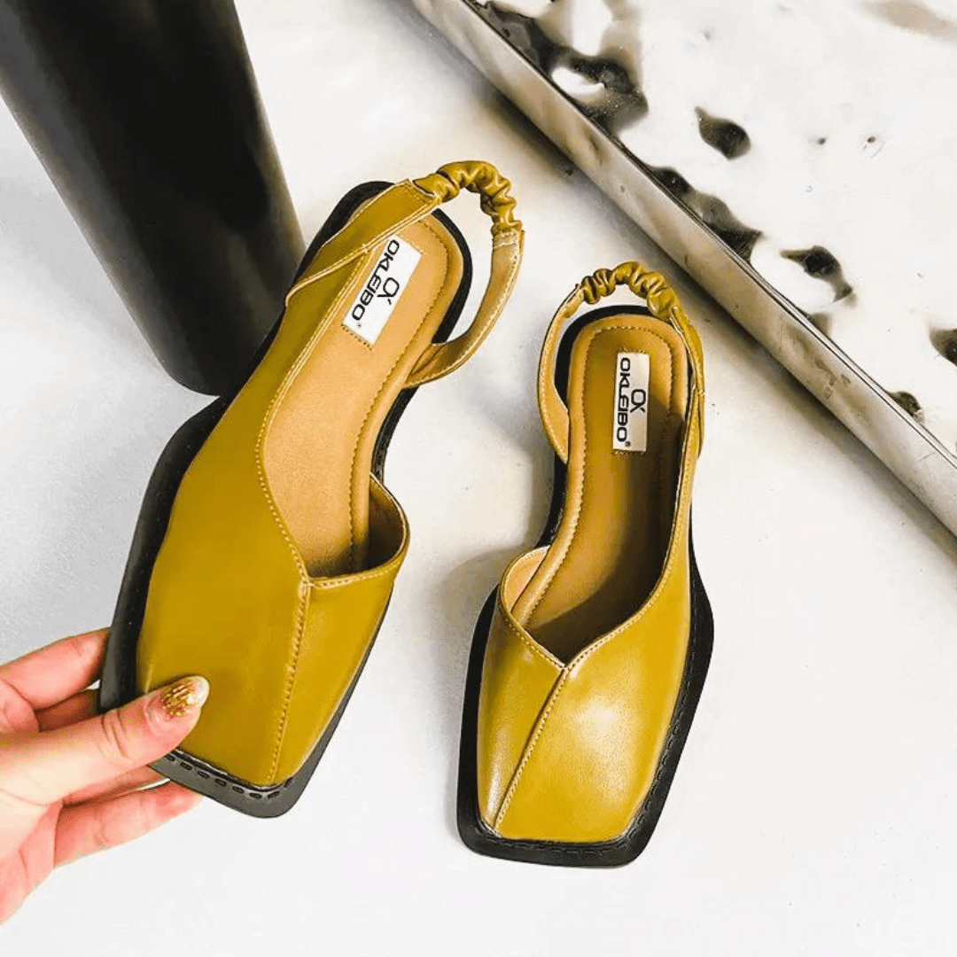 Scarpe da donna in pelle, stile slip-on versatile, adatte per ufficio e tempo libero.