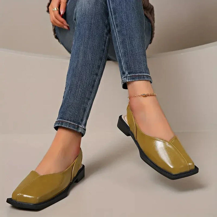 Scarpe basse donna in pelle, facili da indossare grazie al design slip-on, massimo comfort.