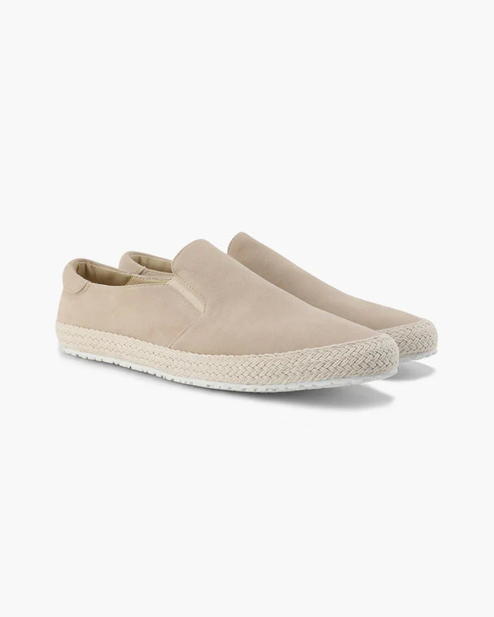 Eleganti espadrillas uomo slip-on. Scarpe estive versatili per outfit casual o semi-formali.