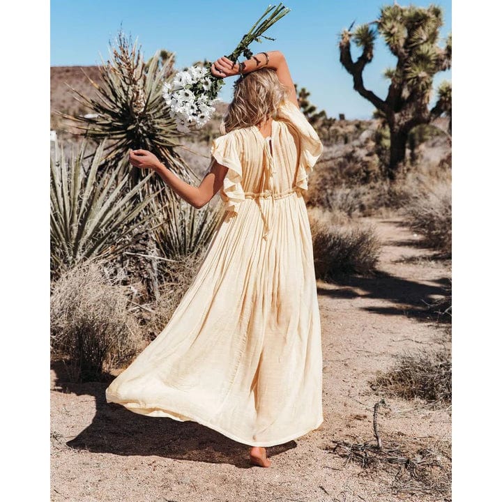 Abito maxi donna color crema stile Ibiza. Eleganza estiva rilassata, perfetto per la spiaggia e serate.