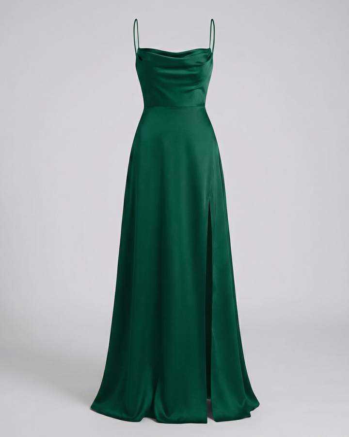 Abito maxi donna fluido, elegante e femminile con spacco, ideale per un look sofisticato e di moda.