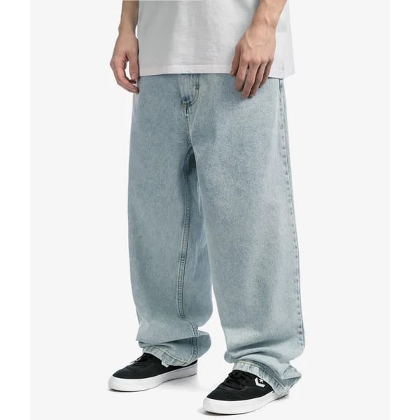 Jeans larghi e comodi da uomo, modello baggy a vita bassa. Ideali per uno stile rilassato e skate.