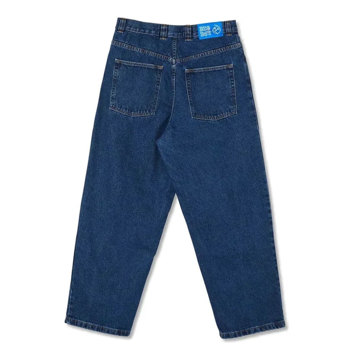 Jeans baggy larghi uomo, vita bassa. Design con cuciture a contrasto. Ideali per streetwear e moda urbana.