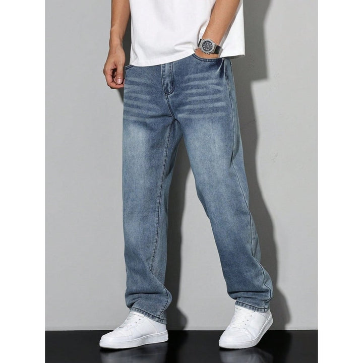 Pantaloni denim baggy uomo, stile street e comfort per l'uomo che ama la libertà.