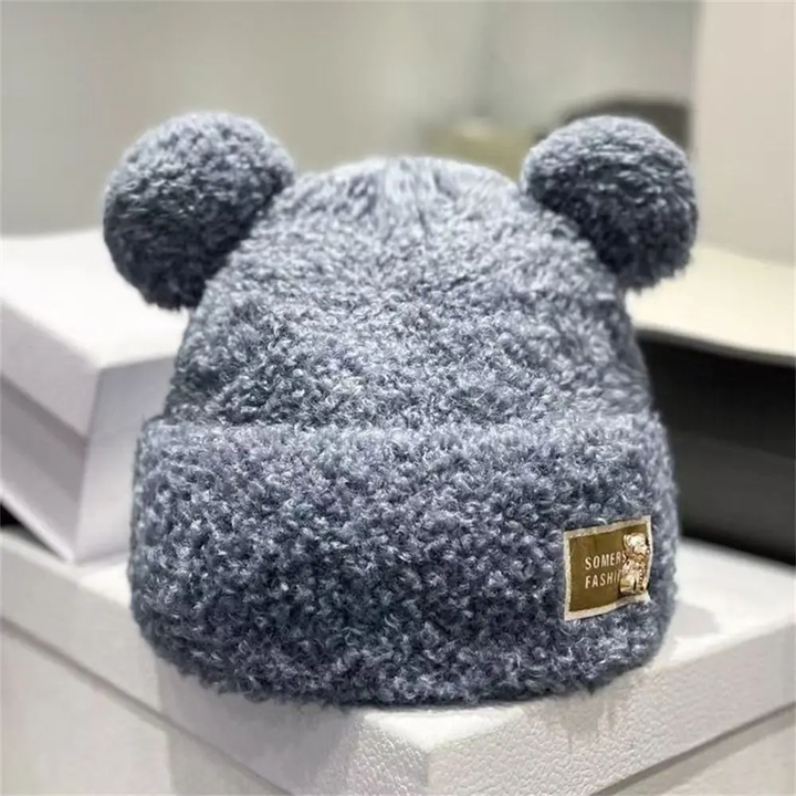 Berretto da uomo invernale in sherpa con orecchie orso. Un regalo caldo e originale per il freddo.