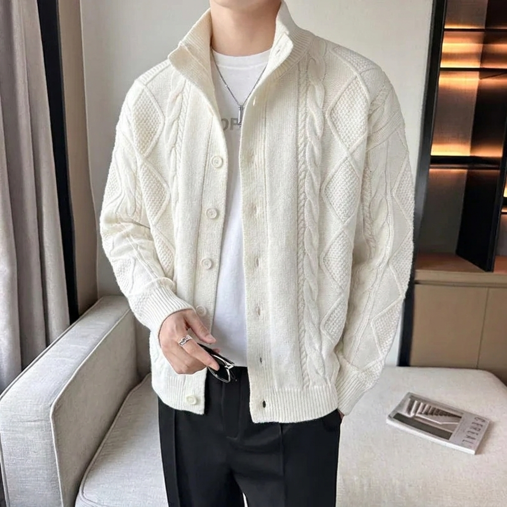 Cardigan uomo lavorato a maglia con collo alto per un calore ottimale, design moderno ed elegante per il freddo.