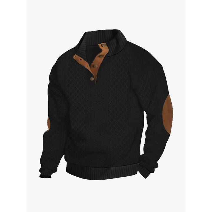 Maglione uomo treccia con gomitiere e bottoni, ideale per outfit casual eleganti.
