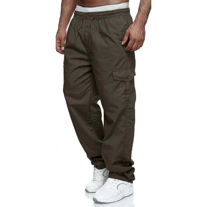 Pantaloni cargo uomo ampi e versatili, con vita elastica per comfort superiore. Ottimi per look casual e outdoor.