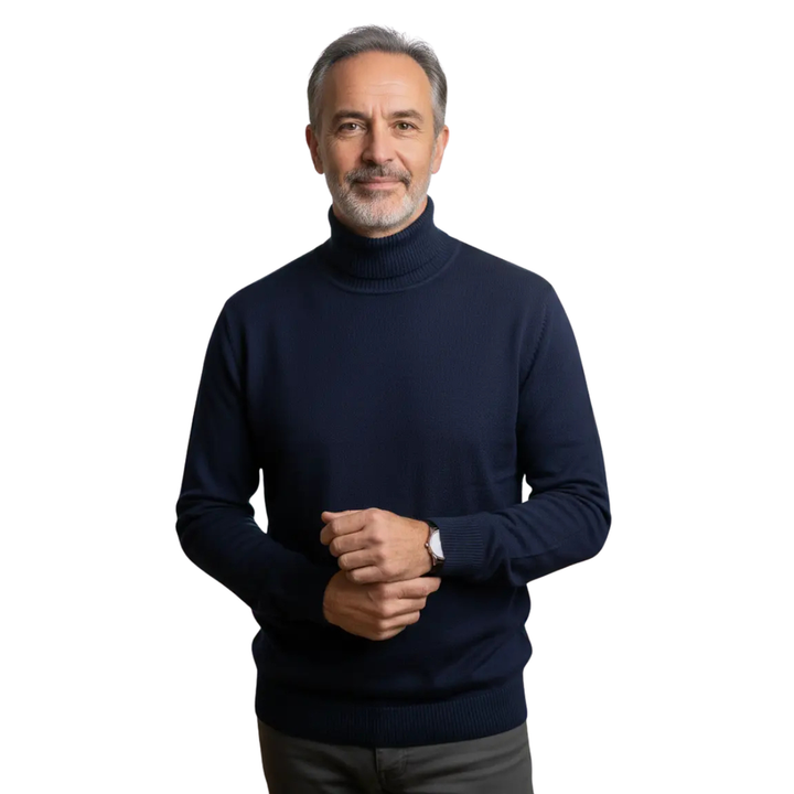 Maglione uomo a collo alto vestibilità slim, ideale per outfit eleganti e casual invernali.