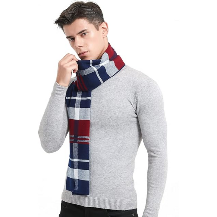 Morbido set sciarpa e cappello uomo in lana cashmere, un accessorio indispensabile per l'inverno.