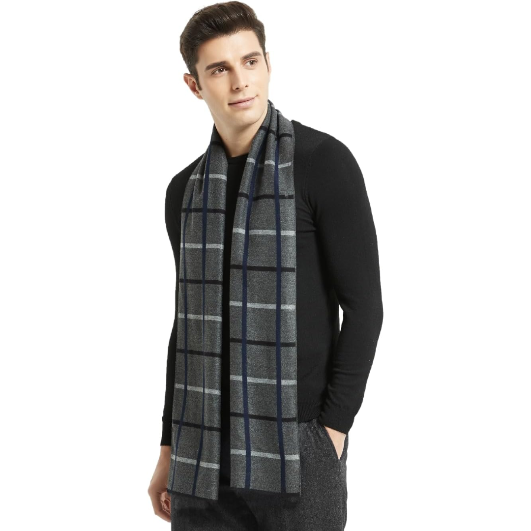 Set uomo: sciarpa e cappello in lana cashmere, con design a maglia per un look raffinato d'inverno.