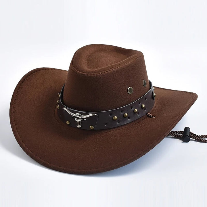 Versatile cappello da cowboy uomo nero o marrone, tesa larga, con fascia borchiata e comodo sottogola.