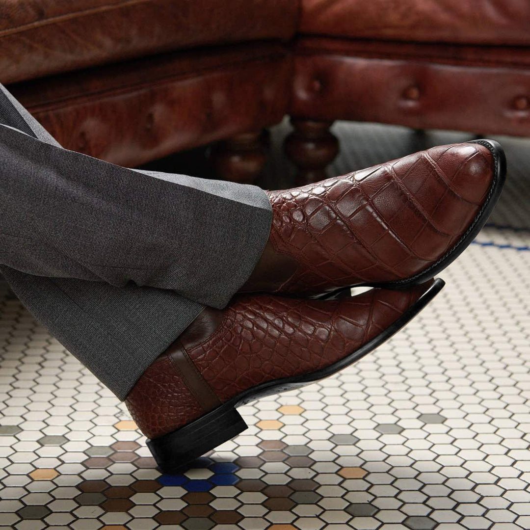 Calzature uomo: stivali roper neri. Stile western, punta tonda, stampa coccodrillo. Per un comfort duraturo.